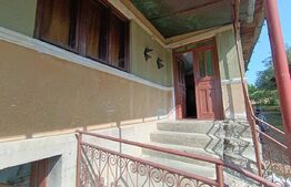 Casa cu 2 camere, 250 mp, zona sud-est