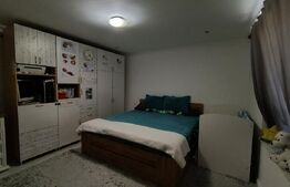 Casa de vanzare, cu 2 camere, 82 mp, zona Aghires. 