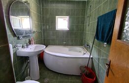 Apartament 3 camere în suprafață de mp67 și garaj sub bloc