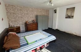 Casa cu 3 camere  70 mp și  teren de 800 mp