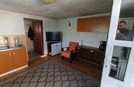 Casa cu 3 camere  70 mp și  teren de 800 mp