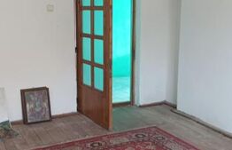 Casa cu 3 camere, bucatarie si baie, 105 mp și un teren de 1900 mp