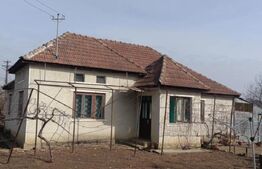 Casa cu 3 camere, bucatarie si baie, 105 mp și un teren de 1900 mp