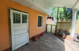 Casa cu 3 camere, în suprafață de 65 mp și teren de 1000 mp, Zalau