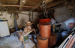 Casa cu 2 camere, 65 mp și teren de 1000 mp, Zalau