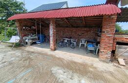 Casa cu 3 camere, suprafata de 140 mp 