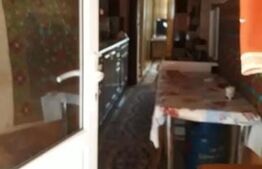 Casa cu 2 camere baie bucătărie 