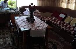 Casa cu 2 camere baie bucătărie 