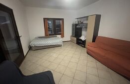Casa de vanzare in zona linistita 