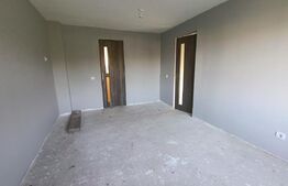 Casa cu 2 camere și living cu o grădină generoasă în suprafață de 4300 mp 