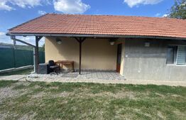 Casa de vanzare 4 camere în suprafață utilă 105 mp și teren 3300 mp