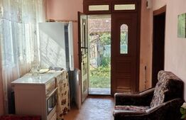 Casa cu 3 camere bucatarie si Baie 70 mp și teren de 1300mp