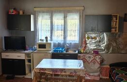 Casa cu 3 camere bucatarie si Baie 70 mp și teren de 1300mp