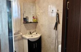 Casa cu 3 camere bucatarie si Baie 70 mp și teren de 1300mp