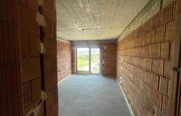 Apartament de 4 camere, in suprafata de 94 mp, zona Crasnei