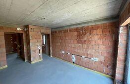 Apartament de 4 camere, in suprafata de 94 mp, zona Crasnei