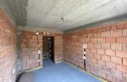 Apartament de 4 camere, in suprafata de 94 mp, zona Crasnei