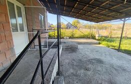 Casa construcție nouă suprafață de 140 mp o terasa de 30  și un teren de 7000 mp