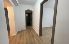 Apartament de 3 camere 2 bai  zona Centrala