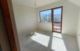 Casa cu 5 camere, în suprafață de 200 mp, Zalau