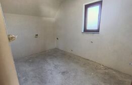 Casa cu 5 camere, în suprafață de 200 mp, Zalau