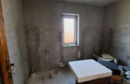 Casa cu 5 camere, în suprafață de 200 mp, Zalau