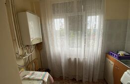 Apartament 3 camere, 65 mp etaj 2/4 decomandat, zona Dumbrava Nord 