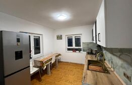 Casă de închiriat 3 etaje, 300 mp, zona Central