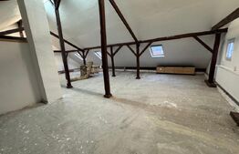 Casă de închiriat 3 etaje, 300 mp, zona Central