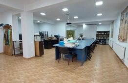 Casa/Spatiu Comercial, 620 mp, pe 3 nivele: demisol, parter, etaj, Zalau