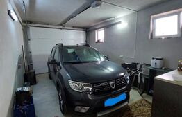 Casa/Spatiu Comercial, 620 mp, pe 3 nivele: demisol, parter, etaj, Zalau