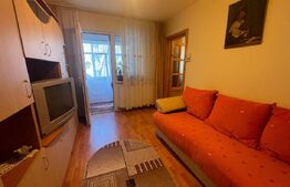 Apartament cu 3 camere, semidecomandat, spațios și luminos – zonă avantajoasă