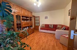 Apartament cu 3 camere, semidecomandat, spațios și luminos – zonă avantajoasă