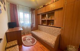 Apartament cu 3 camere, semidecomandat, spațios și luminos – zonă avantajoasă