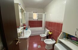 Apartament cu 3 camere, 81 mp, decomandat zona Bradet