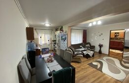 Apartament cu 3 camere, 81 mp, decomandat zona Bradet