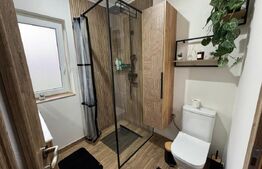 Apartament de închiriat, cu 3 camere, 75 mp, Zalau