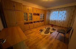 Apartament cu 3 camere de inchiriat, zona Bradet