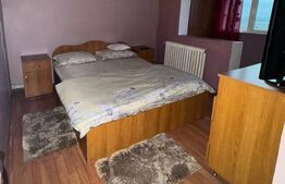 Apartament cu 3 camere de inchiriat, zona Bradet