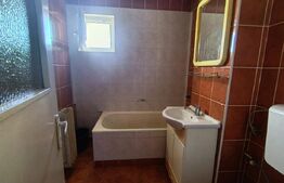 Apartament cu 2 camere, 42 mp, zona Central 