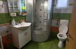 Casă de vanzare, cu 5 camere și un teren de 600 mp, zona ultracentrala