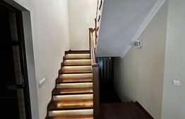 Casa cu piscina, 5 dormitoare, sistem smart home