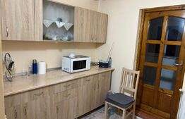 Apartament 3 camere cu garaj sub bloc, Dumbrava Nord
