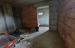 Casa cu 3 dormitoare și garaj în suprafață de 180 mp