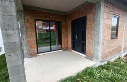 Casa cu 3 dormitoare și garaj în suprafață de 180 mp