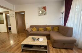 Apartament cu 3 camere, terasa si loc de parcare, zona Bradet