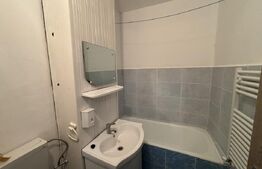 Garsoniera de vanzare, 26 mp, etajul 3, zona Bradet