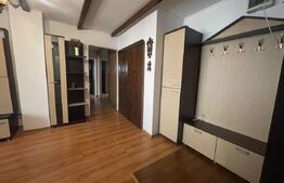 Apartament 3 camere de închiriat – etajul 1