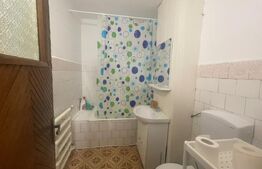 Apartament 3 camere, 70 mp si balcon inchis 