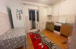 Apartament 3 camere, 70 mp si balcon inchis 